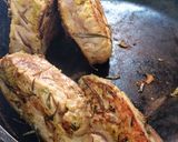 Foto del paso 2 de la receta: Lomito (viche) de cerdo asado en finas hierbas y vino tinto