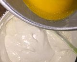 Foto langkah ke 3 dari resep Bolu Marmer Panggang Putih Telur.