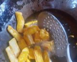 A picture of step 4 of Spicy cassava fries.