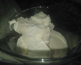 A picture of step 2 of Vanilla shake.