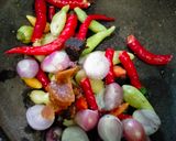 Foto langkah ke 2 dari resep Sambal brambang asam.