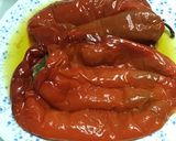 Foto del paso 1 de la receta Pimientos asados con anchoas de Cantabria