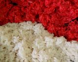 Foto langkah ke 4 dari resep Lemper Merah Putih.
