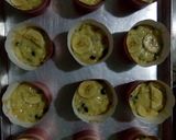 Foto langkah ke 4 dari resep Yummy Banana Muffin.