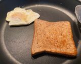 รูปขั้นตอนการทำที่ 2 ของ Sandwich Cheese Egg