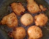 Foto langkah ke 5 dari resep Oliebollen (Dutch donuts).