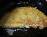 A picture of step 7 of Pizza Omelet.