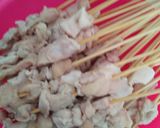 Foto langkah ke 1 dari resep Sate ayam teflon.