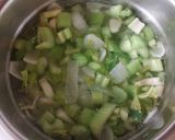 Foto del paso 3 de la receta: Sopa de apio dietética