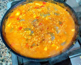 Foto del paso 10 de la receta: Arroz a la sartén con langostinos frescos y potas