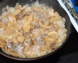Foto del paso 2 de la receta Lasaña de champiñones y langostinos