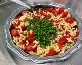 Une image de l'étape 8 de Salade de pâtes aux tomates cerises, poivrons rouges grillés et persil.