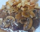 Foto del paso 6 de la receta: Entrecot con salsa confitada sobrasada y champiñones