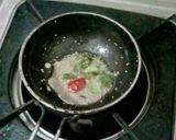 A picture of step 3 of Kara chutney.