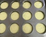 A picture of step 5 of Pistachio Cheesecake.