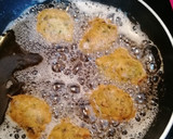 Foto del paso 6 de la receta: Buñuelos de setas espinacas y gambas
