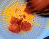 A picture of step 4 of Ojojo that doesn’t soak up excess palm oil!.
