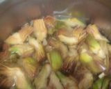 Foto del passaggio 1 della ricetta Caponata di carciofi oppure carciofi apparecchiati