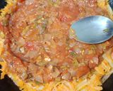 Foto del paso 5 de la receta: Tortilla de verduras a la sartén con cubierta de cebolla, tomate y mozzarella