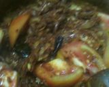 A picture of step 3 of Beef and topiaco curry with rice coconut cakes.