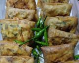 Foto langkah ke 5 dari resep Martabak Tahu Telor.