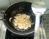 A picture of step 3 of Apple macaroni.