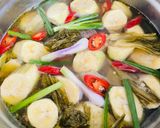 Hình bước làm 4 của món Cá Ồ Kho Chuối Cau