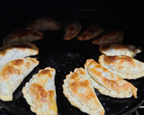Foto del paso 7 de la receta: Empanadas criollas (con papa)