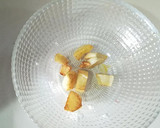 Foto del paso 1 de la receta: Hígado de lechal con setas