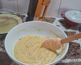 Foto del paso 3 de la receta: Postre de vainillas marmolada relleno con crema de harina y caramelo