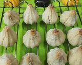 A picture of step 13 of Stuffed Rava Atta Modak Cookies.