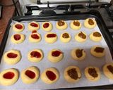 Foto del paso 5 de la receta: Ojitos de dulce de leche y mermelada de frutilla 🤩
