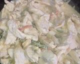 Foto del paso 2 de la receta: Pollo curry y crema con cuscús frío y ensalada color