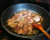 Foto del paso 5 de la receta: Fideuá con hígado de pollo