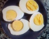 Foto del paso 1 de la receta Huevos rellenos de atún