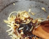 Foto langkah ke 5 dari resep Ayam Goreng Mentega.