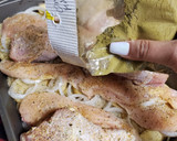 Foto del paso 4 de la receta: Pollo al horno con patatas 🥔🥔🥔 🤤