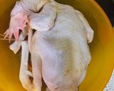 Hình bước làm 1 của món Gà hấp muối