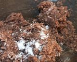 A picture of step 2 of Ragi roti.