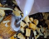 Foto langkah ke 4 dari resep Tumis Tahu Jamur.