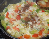 Foto del paso 4 de la receta: Salmón en air fryer con salsa cremosa de puerros y pimientos
