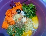 Foto langkah ke 2 dari resep Nugget Mie Sayuran.
