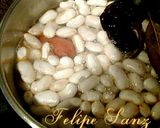 Foto del paso 2 de la receta Judiones de la granja con todos sus apaños