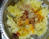 A picture of step 1 of Corn stuffed bread rolls.