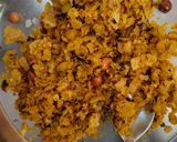 पोळीचा चिवडा (Policha Chivda Recipe In Marathi) रेसिपी स्टेप 8 फोटो