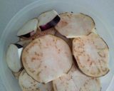Foto del passaggio 3 della ricetta Melenzane mantecate con salsa e cipolla