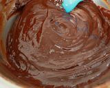 Hình bước làm 4 của món Bánh Brownie mềm ẩm ít ngọt
