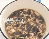 A picture of step 1 of Seaweed Soup.