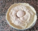 صورة لخطوة 3 من وصفة بريوش على شكل وردة