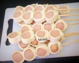 Foto langkah ke 3 dari resep Sate roti sosis.
